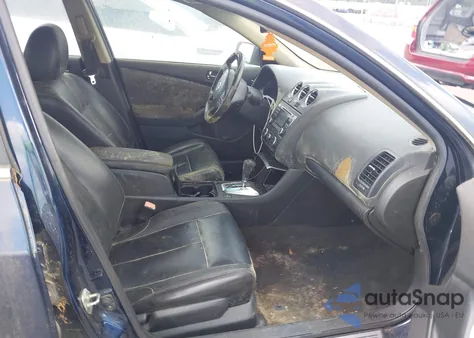 2011 Nissan Altima 2.5 S z USA, uszkodzony, nr VIN 1N4AL2AP2BN422897